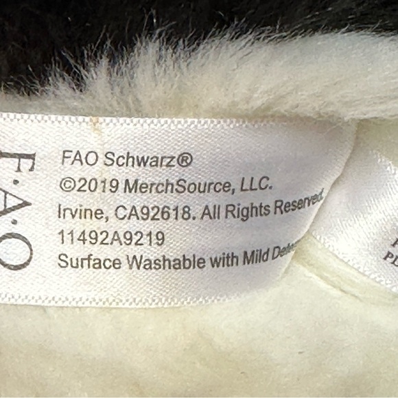 FOA Schwarz PANDA Bear Plush Stuffed Animal Realistic 10 in. Sitting - Picture 13 of 14